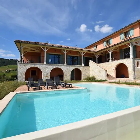 Spacious In With Swimming Pool Chiroubles