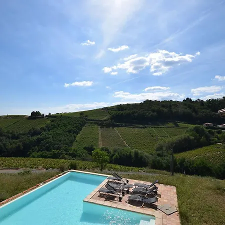 Spacious In With Swimming Pool Βίλα