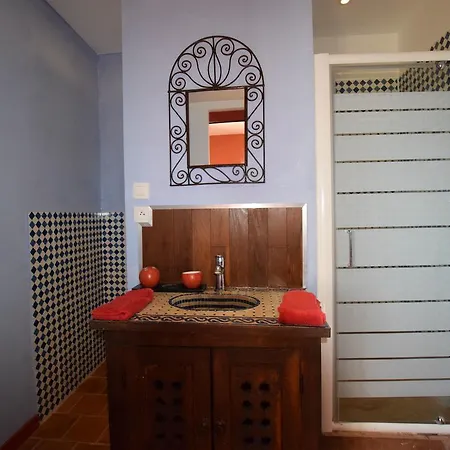 Spacious In With Swimming Pool Βίλα *